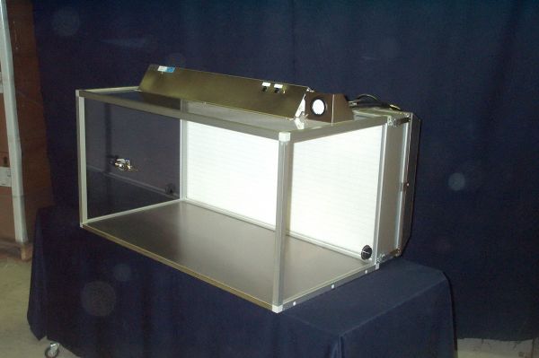 Design Filtration 2' (horizontal) Laminar Flow Clean Bench Hood